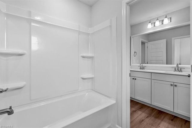 386 Yarrow Drive, Lexington, NC 27295