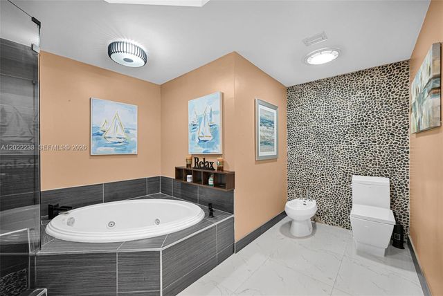 6001 N Ocean Dr 1203, Hollywood, FL 33019