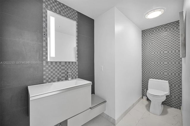 6001 N Ocean Dr 1203, Hollywood, FL 33019