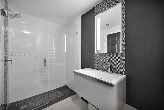 6001 N Ocean Dr 1203, Hollywood, FL 33019