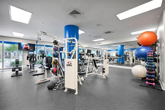 6001 N Ocean Dr 1203, Hollywood, FL 33019