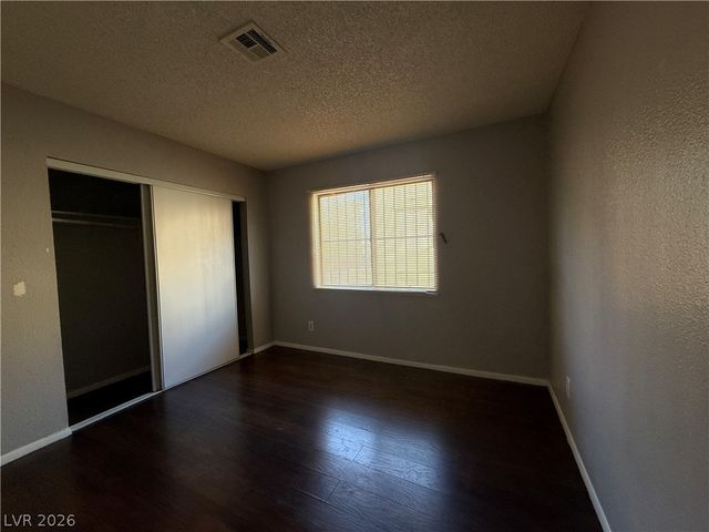 2853 Wheelwright Drive B, Las Vegas, NV 89121