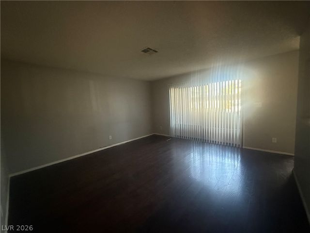 2853 Wheelwright Drive B, Las Vegas, NV 89121