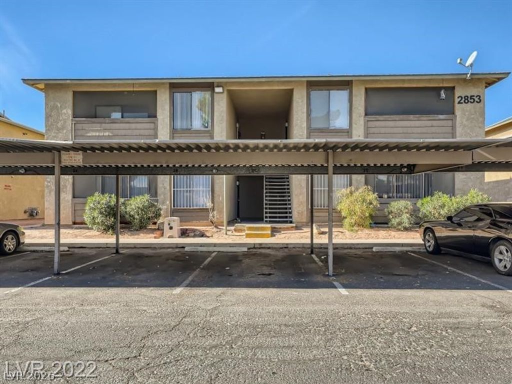 2853 Wheelwright Drive B, Las Vegas, NV 89121