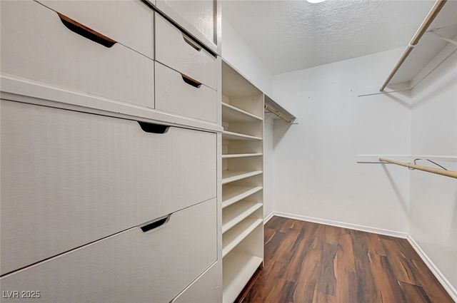 2475 Swan Lane, Las Vegas, NV 89121