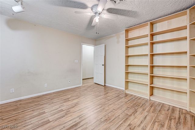 2475 Swan Lane, Las Vegas, NV 89121