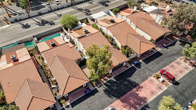 2475 Swan Lane, Las Vegas, NV 89121