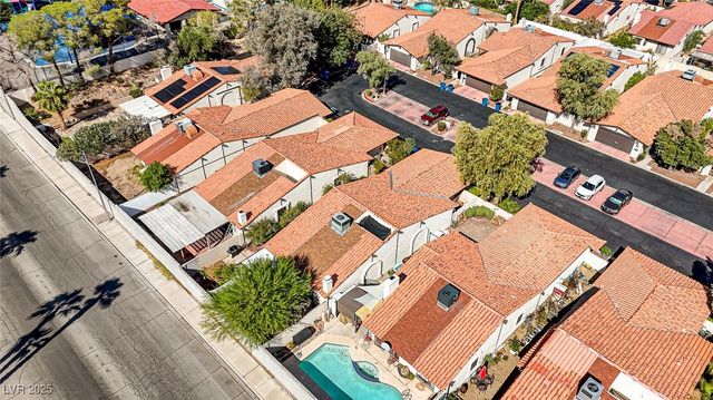 2475 Swan Lane, Las Vegas, NV 89121