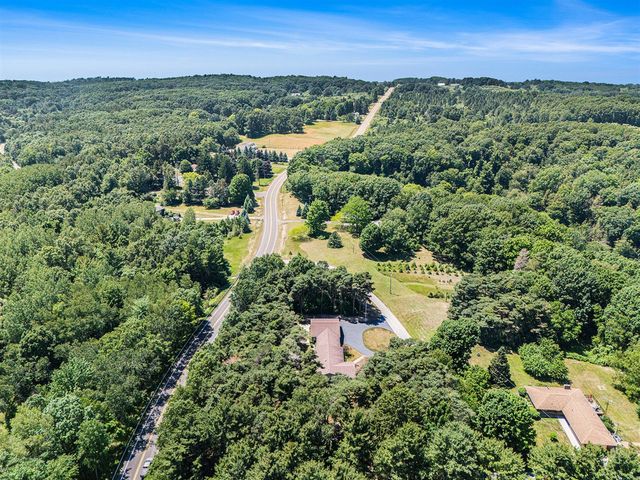 5920 Iris Road, Ludington, MI 49431