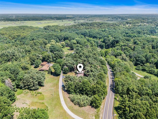 5920 Iris Road, Ludington, MI 49431