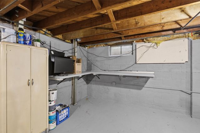 1504 61st Street, Des Moines, IA 50311
