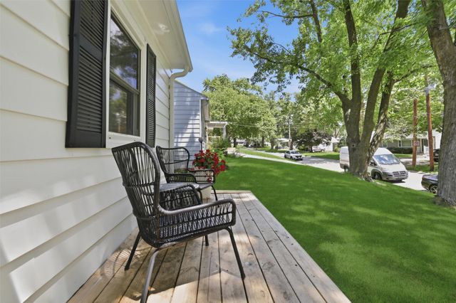 1504 61st Street, Des Moines, IA 50311