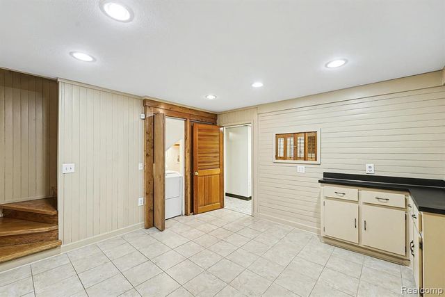 48315 Bayshore Drive, Van Buren, MI 48111