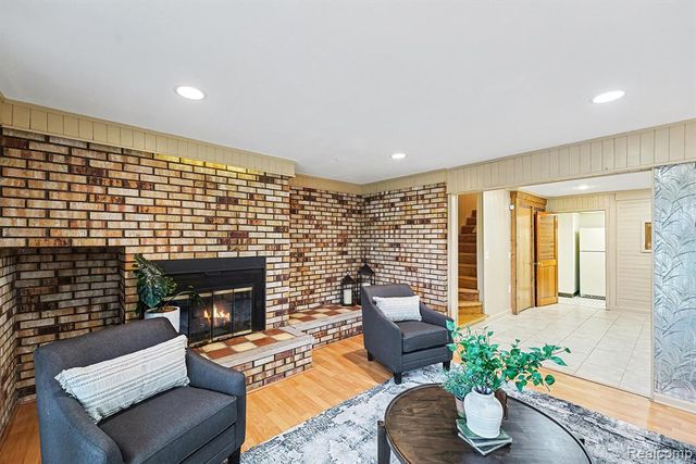 48315 Bayshore Drive, Van Buren, MI 48111