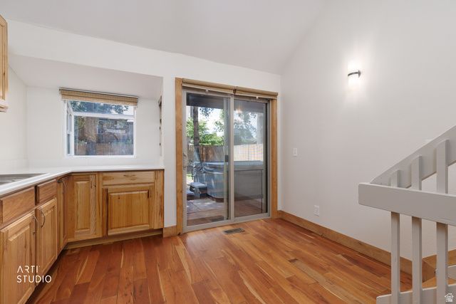 7660 S AVONDALE DR, Cottonwood Heights, UT 84121