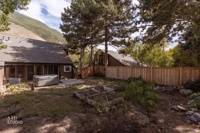 7660 S AVONDALE DR, Cottonwood Heights, UT 84121