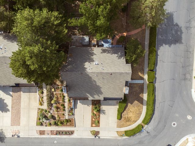 7660 S AVONDALE DR, Cottonwood Heights, UT 84121
