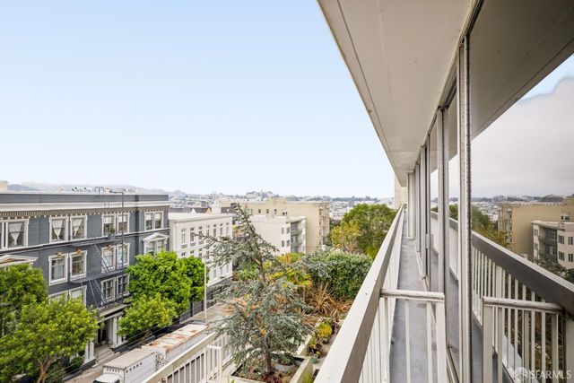 2200 Sacramento Street 207, San Francisco, CA 94115