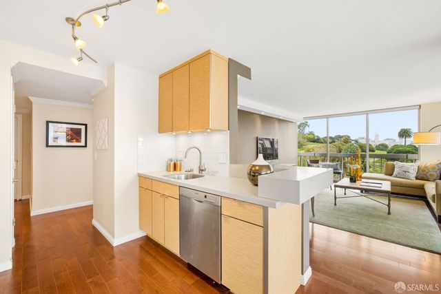 2200 Sacramento Street 207, San Francisco, CA 94115