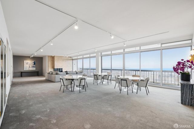 2200 Sacramento Street 207, San Francisco, CA 94115