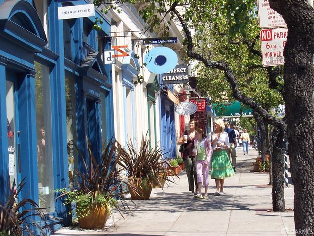2200 Sacramento Street 207, San Francisco, CA 94115