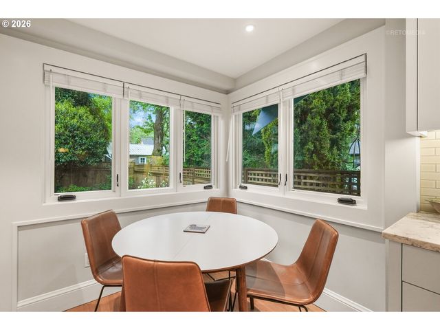 3926 Se ANKENY St, Portland, OR 97214