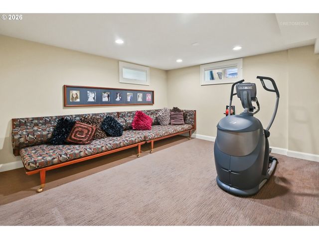 3926 Se ANKENY St, Portland, OR 97214