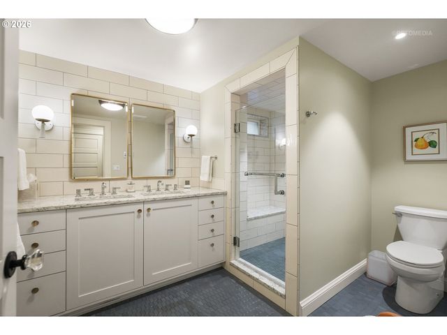 3926 Se ANKENY St, Portland, OR 97214