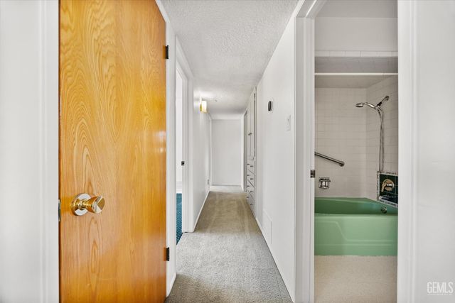 6300 Carter Avenue, Bakersfield, CA 93308