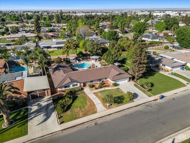 6300 Carter Avenue, Bakersfield, CA 93308