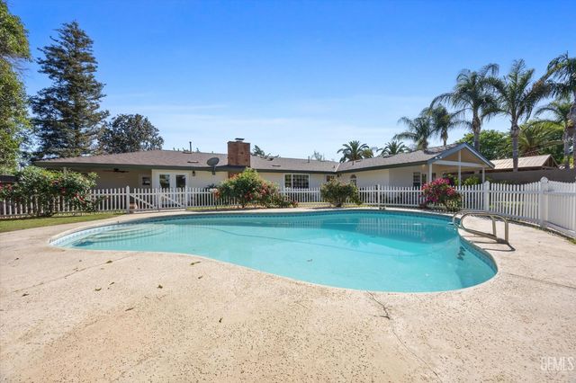 6300 Carter Avenue, Bakersfield, CA 93308