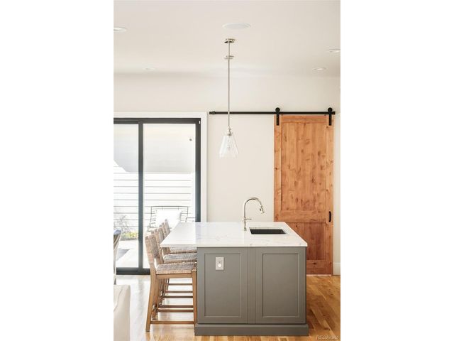 1123 Monroe St, Denver, CO 80206