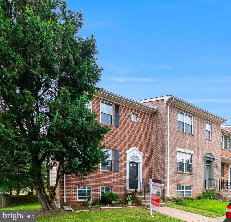 46607 CARRIAGE CT, Sterling, VA 20164