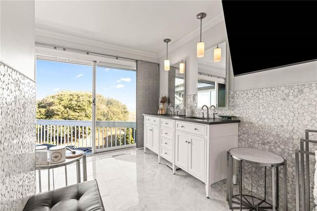 8504 Ocean Front AVE, Virginia Beach, VA 23451