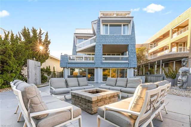 8504 Ocean Front AVE, Virginia Beach, VA 23451