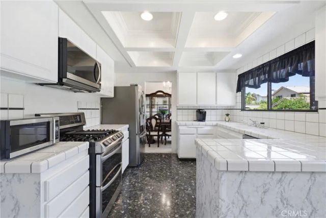 7055 Mango Street, Rancho Cucamonga, CA 91701