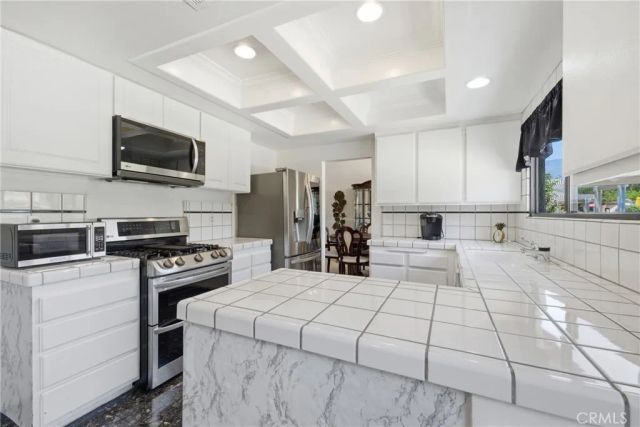 7055 Mango Street, Rancho Cucamonga, CA 91701