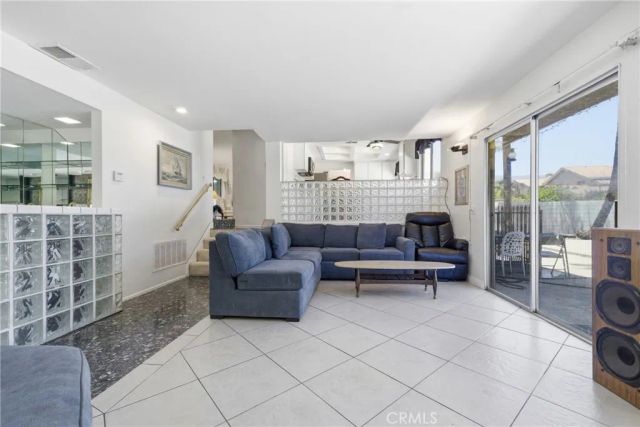 7055 Mango Street, Rancho Cucamonga, CA 91701