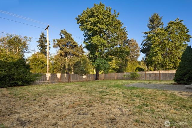 15815 121st Avenue Ct E, Puyallup, WA 98374