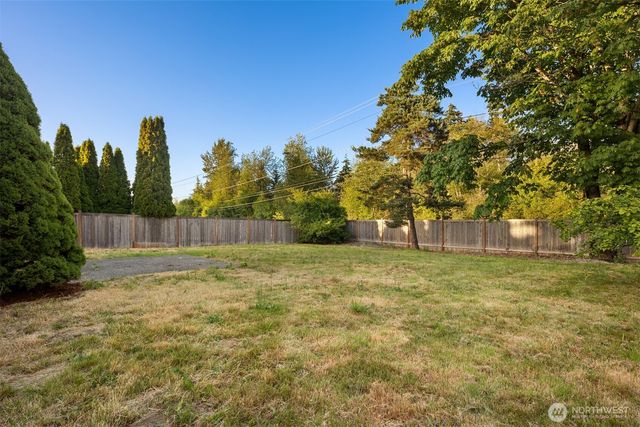 15815 121st Avenue Ct E, Puyallup, WA 98374