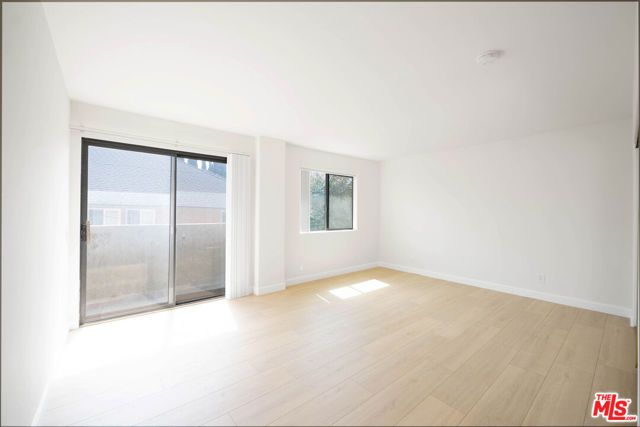 5327 LEXINGTON Avenue B, Los Angeles, CA 90029