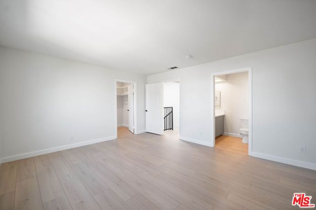 5327 LEXINGTON Avenue B, Los Angeles, CA 90029