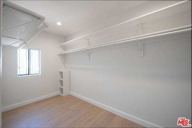 5327 LEXINGTON Avenue B, Los Angeles, CA 90029