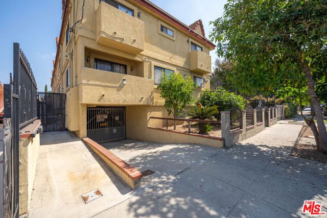 5327 LEXINGTON Avenue B, Los Angeles, CA 90029