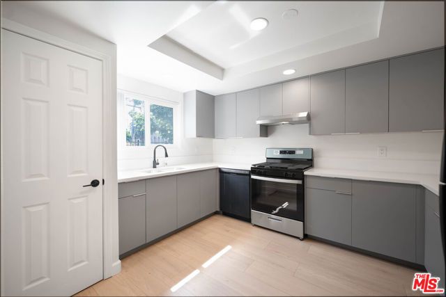 5327 LEXINGTON Avenue B, Los Angeles, CA 90029