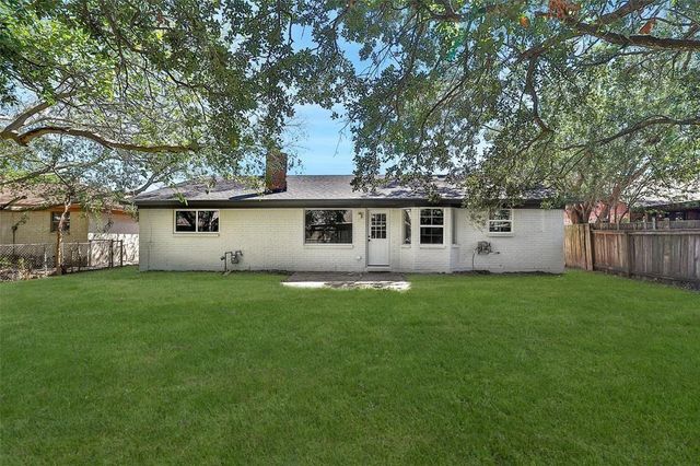 3206 Whitesail Drive, League City, TX 77573