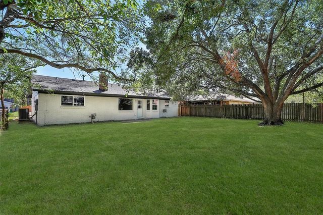 3206 Whitesail Drive, League City, TX 77573