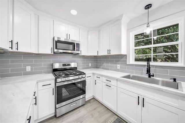 3206 Whitesail Drive, League City, TX 77573