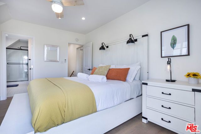 1438 W 30th Street, Los Angeles, CA 90007