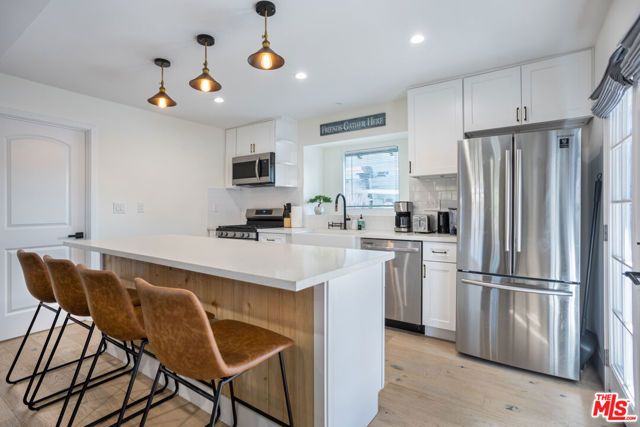 1438 W 30th Street, Los Angeles, CA 90007